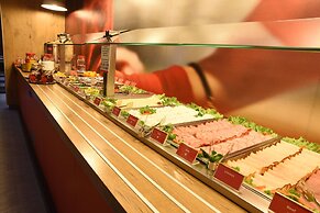 Ibis Skopje City Center