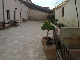 BHG Hostel Secar de la Real