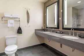 Best Western Premier Boulder Falls Inn