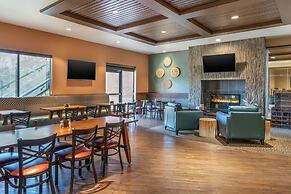 Best Western Premier Boulder Falls Inn