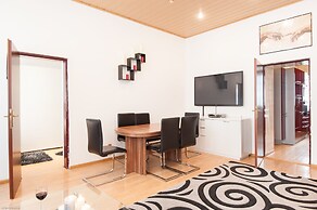 Royal Resort Apartments Urania