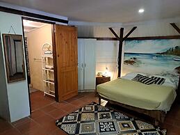 Sea Horizon Apartments (across from Mambo Beach)