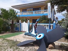 Sea Horizon Apartments (across from Mambo Beach)