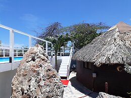 Sea Horizon Apartments (across from Mambo Beach)