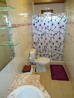 Sea Horizon Apartments (across from Mambo Beach)