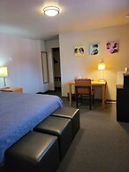 Garden of the Gods Motel