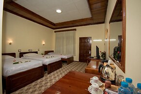 Ruby True Hotel