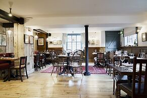 Bel & the Dragon at Red Lion Wendover