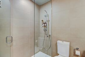 Life Suites Loft - CN Tower