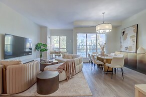 CN Tower Lofts