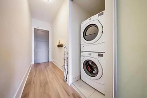 Life Suites Loft - CN Tower