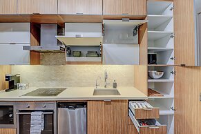 Life Suites Loft - CN Tower