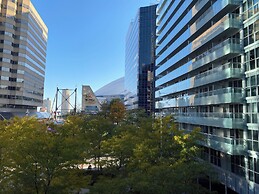 Life Suites Loft - CN Tower