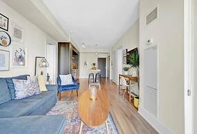 Life Suites Loft - CN Tower