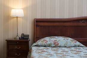 Dolphin Resort & Conference Center