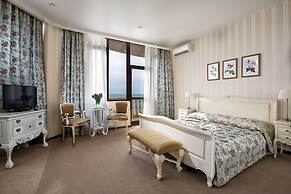 Dolphin Resort & Conference Center