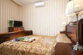 Dolphin Resort & Conference Center