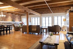 Royal Dalhousie Condos