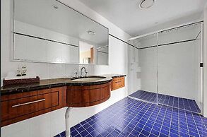 Gladstone Capricorn Apartments