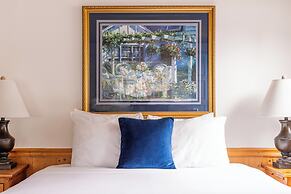 Carmel Fireplace Inn