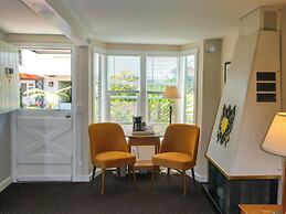 Carmel Fireplace Inn