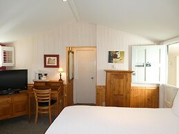 Carmel Fireplace Inn