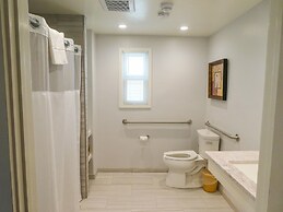 Carmel Fireplace Inn