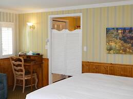 Carmel Fireplace Inn