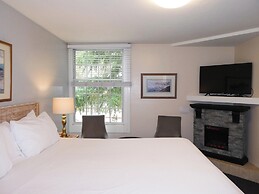 Carmel Fireplace Inn