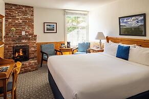 Carmel Fireplace Inn