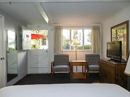 Carmel Fireplace Inn