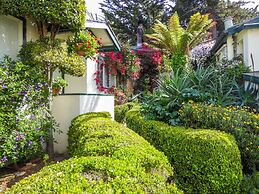 Carmel Fireplace Inn