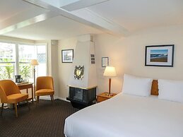 Carmel Fireplace Inn