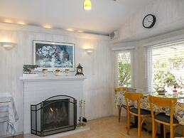 Carmel Fireplace Inn