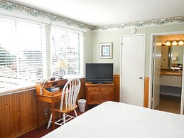 Carmel Fireplace Inn