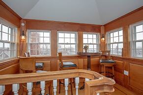 Compass Rose Inn