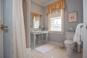 Compass Rose Inn