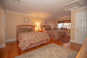 Compass Rose Inn