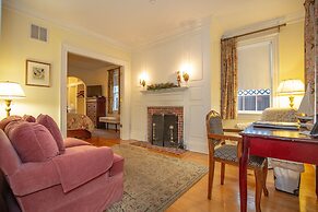 Compass Rose Inn