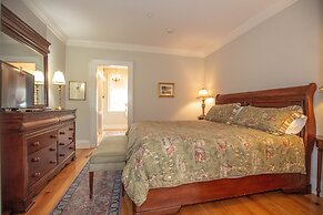 Compass Rose Inn