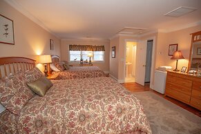 Compass Rose Inn