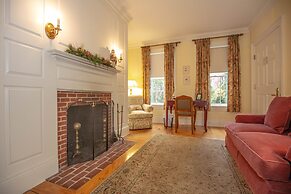 Compass Rose Inn