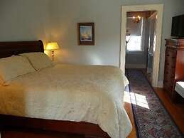 Compass Rose Inn