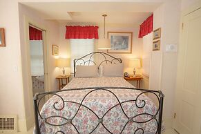 Clark Currier Inn