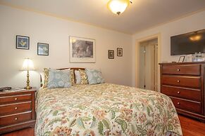 Clark Currier Inn