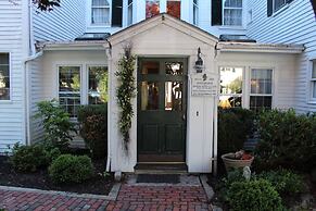 Clark Currier Inn