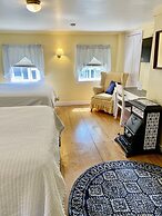 Clark Currier Inn