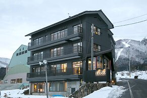 The Ridge Apartments Nozawa