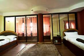 Siddhi Home & Restaurant