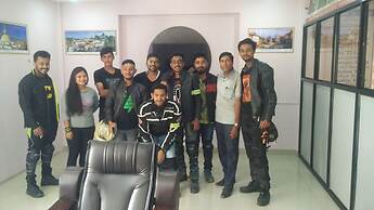 Famous House Kathmandu - Hostel